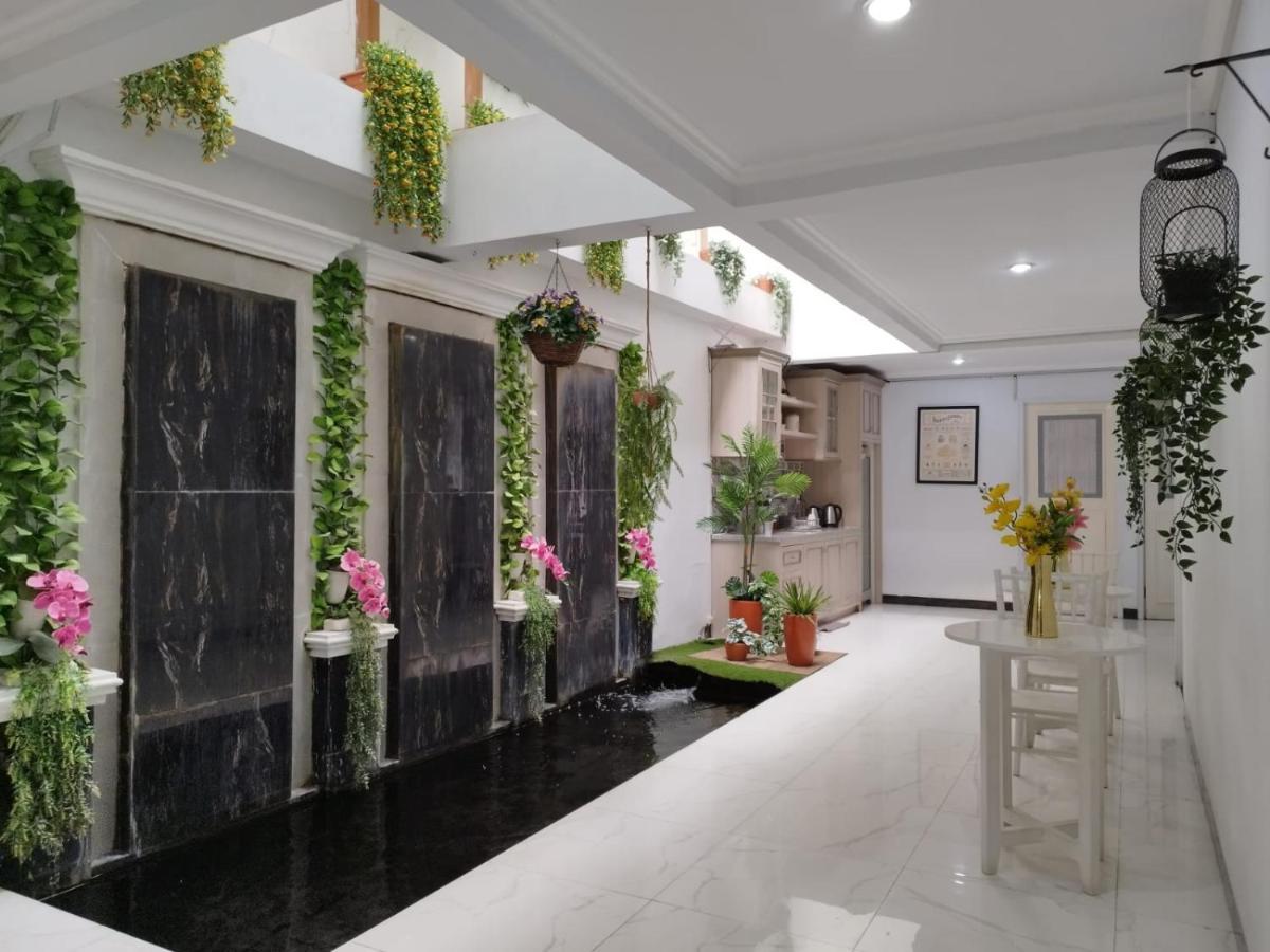 Nest Residence Jakarta Exterior photo
